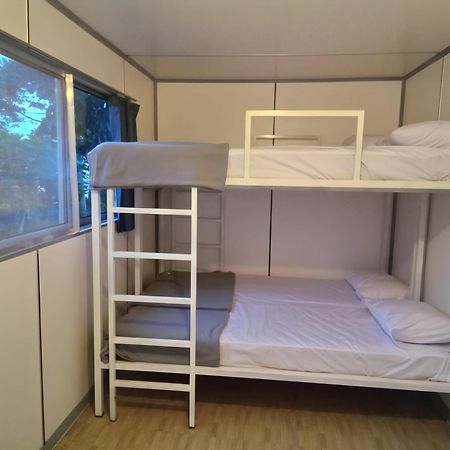 Hotel Bukit Pinus Tegalharendong Екстериор снимка